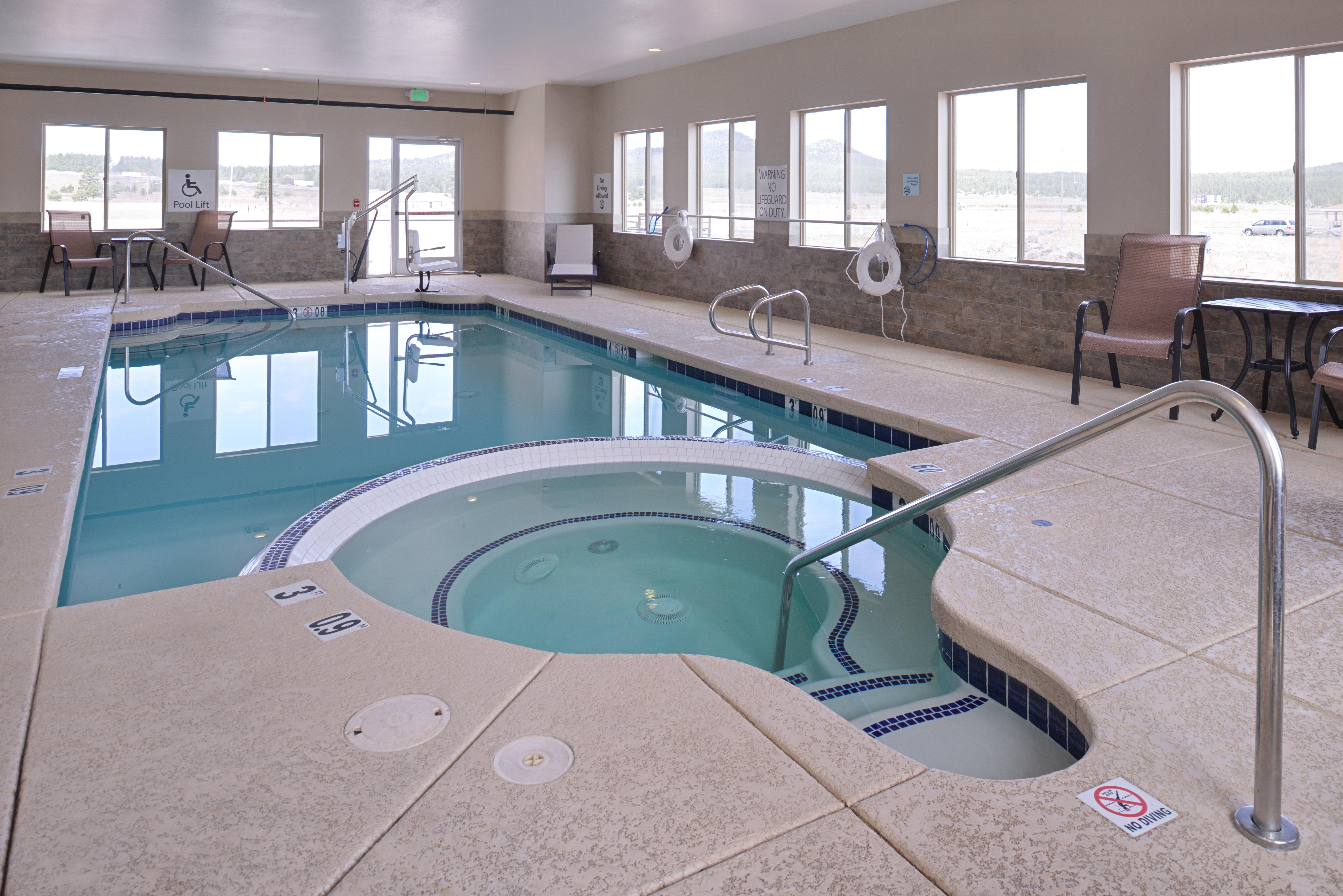 Holiday Inn Express & Suites Williams By Ihg Екстер'єр фото
